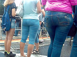 Big butt dancing in jeans...