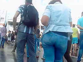 Massive ass in tight jeans...