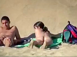 Nude Beach Big Naturals Latino College Girl Plays With Bf...