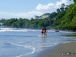 Jay And Julia R Sex On The Beach Joymii...