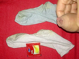 Celine 19j getragene socken gefickt condom...