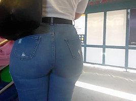 Latina college girl in jeans...