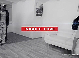Nicole love is looking for guys...