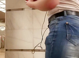Stunning ass in jeans part 2...