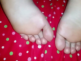 Melissa sleepy feet pt3...