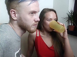 Young webcam couple cant stop kissing...