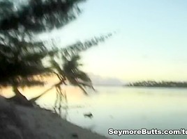 Seymore gets secluded beach...