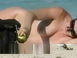 Lovebirds rejoice sunny spy beach video...
