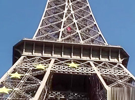 Eiffel Tower Risky Public Threesome Sex Awesome...