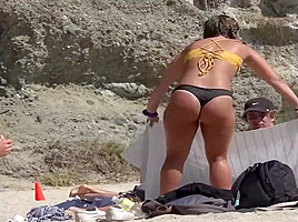 Hot bikini amateur girls spy beach...