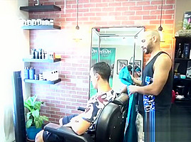 Antonio a barbershop...