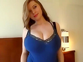 Amanda love bouncing massive boobies on...