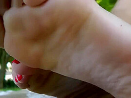 Giantess feet massage pov...