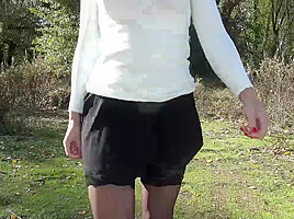 Teen in skirt squirt outdoor ejacule...