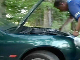 Couples Finds A Way To Pass Time In Woods With Car Trouble...