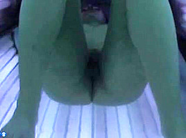 Voyeur webcam nude girl in solarium part4