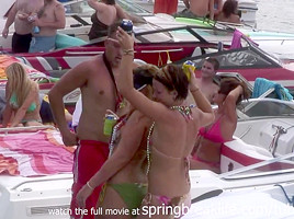 Springbreaklife video party girls on boats...