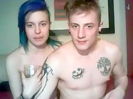 Horny teenage couple shagging on webcam...