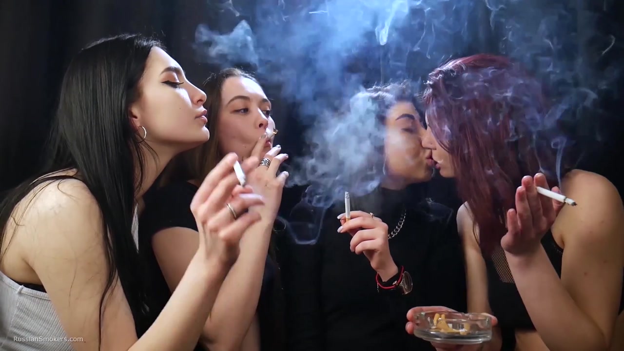 Smoking Kisses Party With 4 Girls Porn Video HotMovs pic