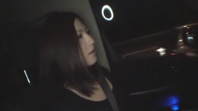 Horny Japanese chick Kuroki Ichika in Exotic Upskirt JAV clip