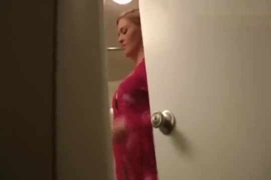 Mom thought it was dad in the bathroom Porn Video | HotMovs.com