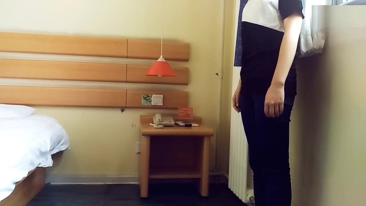 Chinese girl Apple spanked